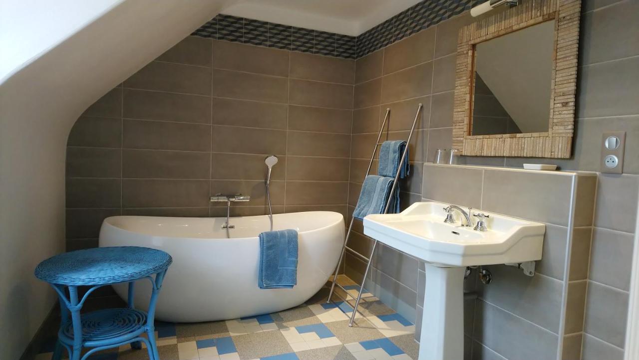 Bed and Breakfast Manoir De Conjon Crouay Екстер'єр фото